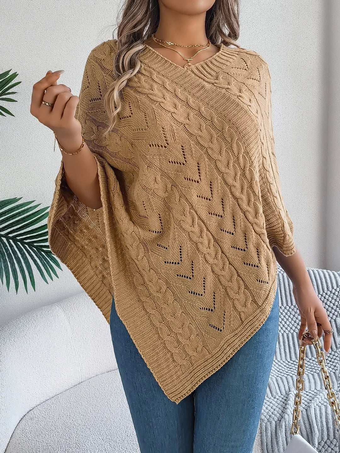 Izabela | Sweter Poncho Damski z Warkoczowym Splotem Oversize