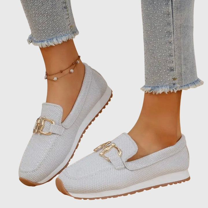 Renata | Mokasyny Damskie na Platformie ze Złotą Klamrą Slip-On