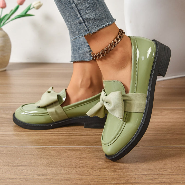 Wiktoria | Buty Oxford ze Skóry Lakierowanej Damskie z Kokardką